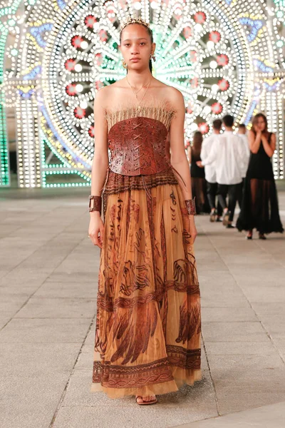 Look 89